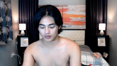 asianverstwink online show from December 2, 3:54 pm