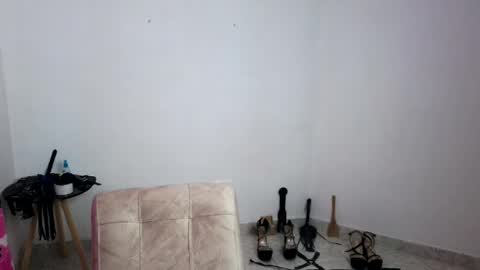 Asiri  online show from May 31, 10:55 pm