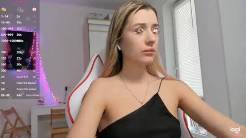 Caroline online show from February 8, 12:19 pm