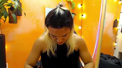 ASLY online show from January 27, 5:37 pm