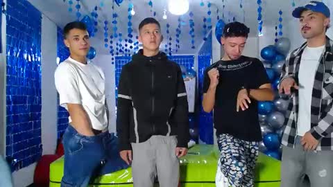 THOMAS AND DAMIAND online show from February 11, 12:17 am