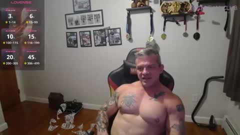 Ass Chaser online show from September 18, 1:42 am