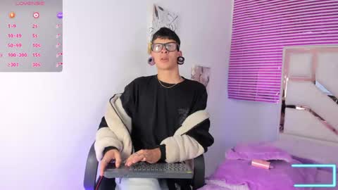 Astarotth online show from June 1, 1:34 pm