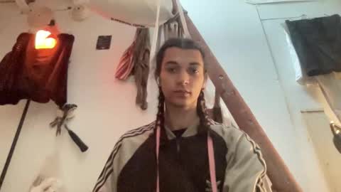 Astro Doll online show from December 20, 1:22 pm