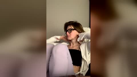 asya_new online show from April 7, 7:49 pm