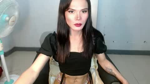 Snapshot of ate_sam chatting on January 17, 5:53 am Sam online show from January 17, 5:53 am