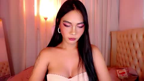 Snapshot of ate_sam chatting on September 26, 11:35 pm Sam online show from September 26, 11:35 pm