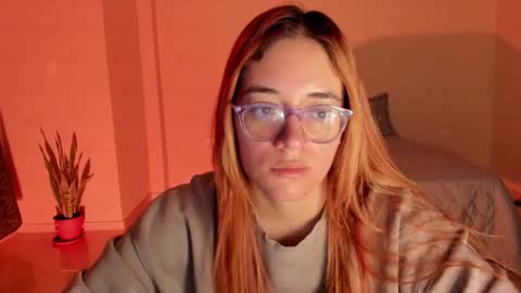 atenas online show from February 12, 9:35 am