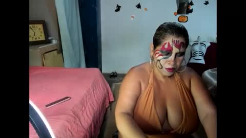 Snapshot of atenea412929 chatting on October 21, 7:50 pm atenea412929 online show from October 21, 7:50 pm