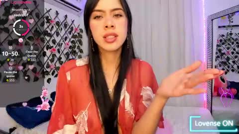 Atenea online show from June 12, 10:20 pm