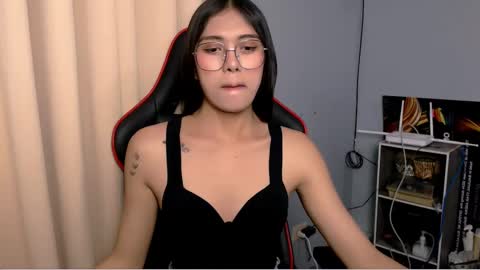 Ady online show from February 9, 3:34 pm