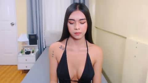 Ady online show from June 23, 11:33 pm