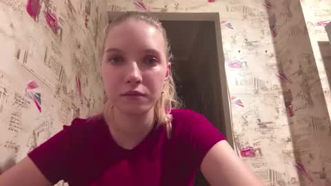 Rina online show from March 3, 6:15 pm