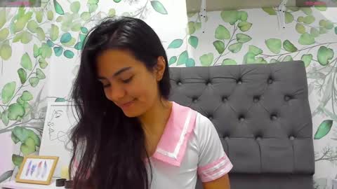 Snapshot of atilana_diaz chatting on February 10, 5:41 pm Atilana Diaz online show from February 10, 5:41 pm