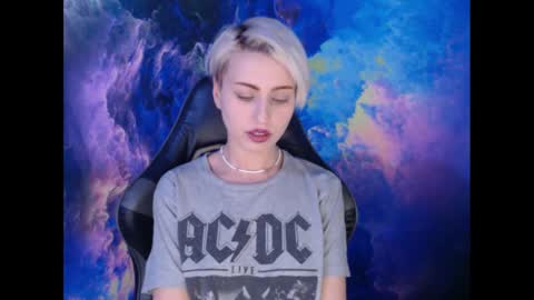 Aubrey online show from February 20, 9:09 pm