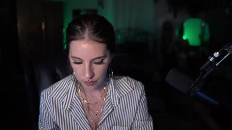 Audrey online show from September 14, 4:48 am