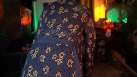 Audrey online show from April 2, 3:14 am