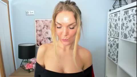 AulloraSensual online show from February 24, 5:31 pm