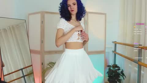 Lana online show from October 6, 7:26 am