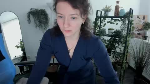 Aurelia online show from June 6, 7:36 am