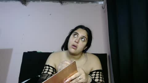 auroa_0785 online show from July 11, 6:44 pm