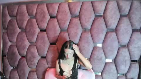 aurora online show from January 6, 2:54 pm