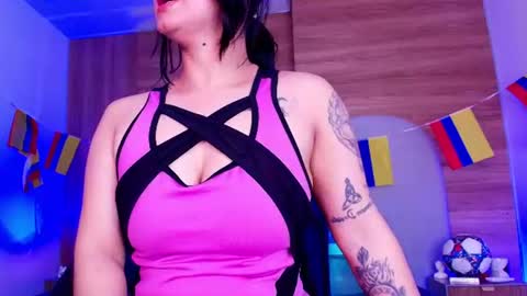 auroraa_miller online show from July 15, 3:01 am