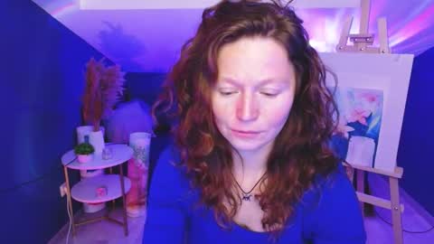 auroraborealis__ online show from October 12, 6:39 am