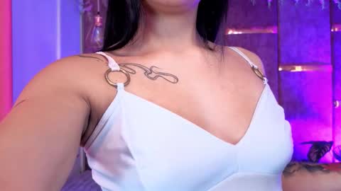 aurora online show from November 17, 7:49 pm