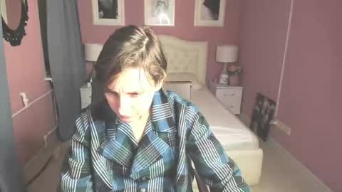 Aurora online show from March 8, 7:09 pm