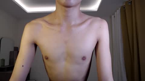 Snapshot of aus_thin02 chatting on September 19, 7:50 pm Austin online show from September 19, 7:50 pm