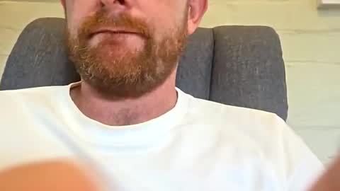 aussie_dadbod6969 online show from May 28, 3:15 am