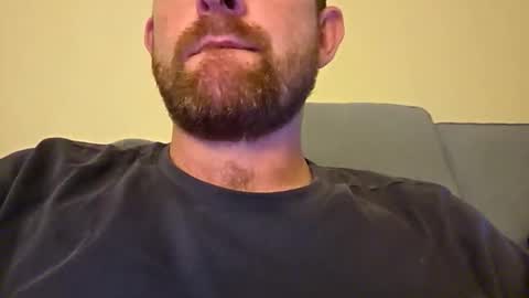 aussie_dadbod6969 online show from May 26, 1:17 pm