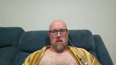 aussieguy73 online show from November 1, 1:32 pm