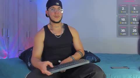 A online show from November 17, 12:13 am