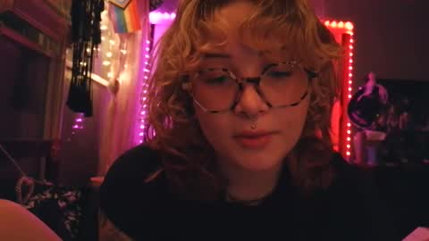 Autie 3 online show from February 20, 3:28 am