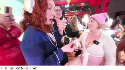 Autumn online show from January 17, 9:01 pm