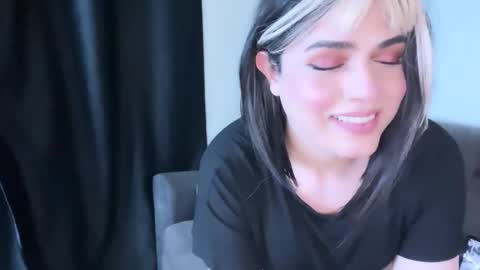 ava9999ava online show from May 6, 10:27 pm