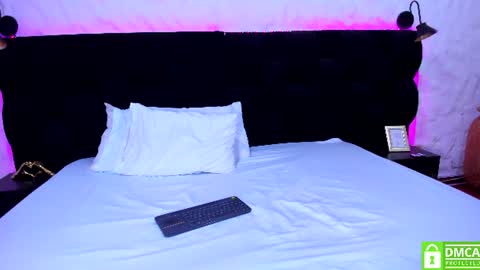 ava_bonny online show from June 19, 6:19 am