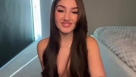 Ava  online show from June 26, 7:25 am