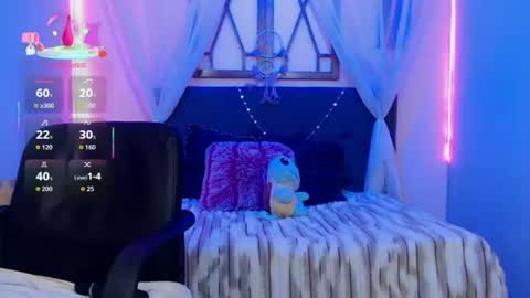 Ava online show from June 23, 9:32 pm