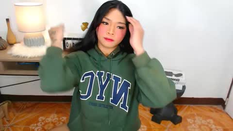 Ava online show from September 18, 6:23 pm