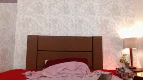 Ava  online show from April 14, 7:50 pm