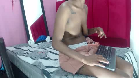 avalericherrycm101 online show from March 3, 1:42 am