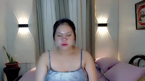 avery_7 online show from November 5, 2:52 pm