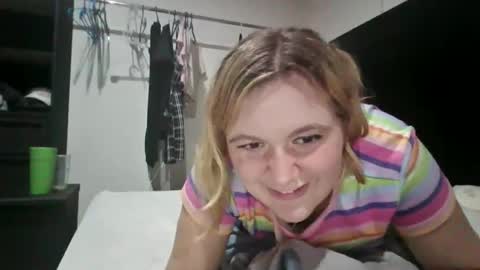 Avery Doll online show from June 11, 2:53 am