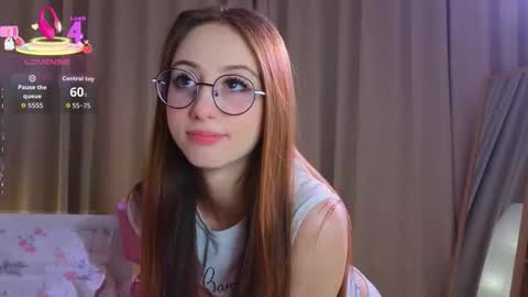 Avril online show from December 18, 10:16 pm