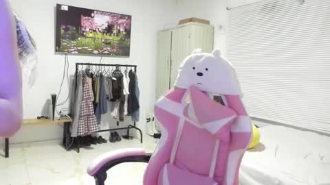 Snapshot of awa_katy chatting on February 7, 11:55 pm katy online show from February 7, 11:55 pm