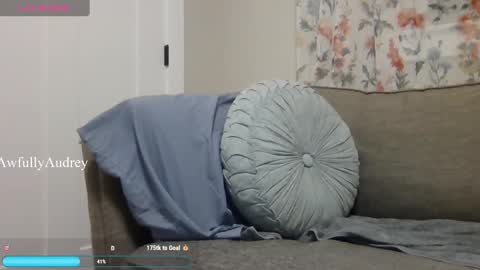 AudreySins online show from February 12, 5:58 am