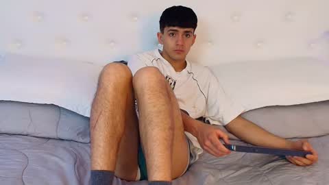 axel_draven online show from September 23, 11:15 am